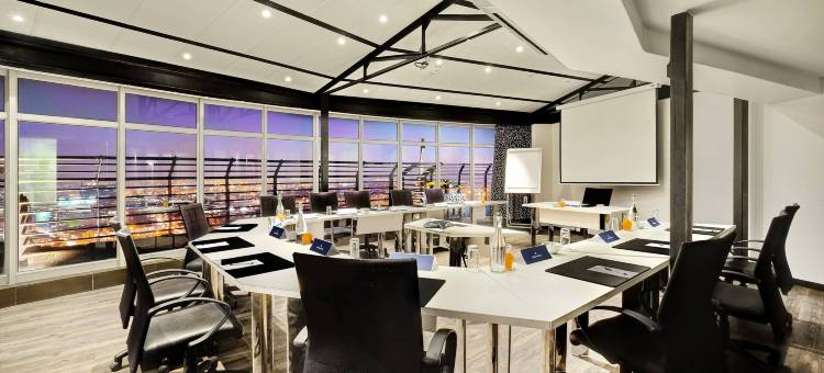 约翰尼斯堡帕克通尼安阿纽酒店(The Parktonian All - Suite Hotel)图片