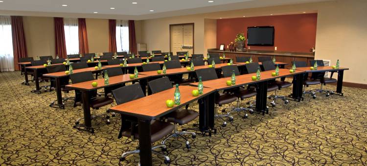 Staybridge Suites 尚迪利- 杜勒斯机场(Staybridge Suites Chantilly Dulles Airport)图片