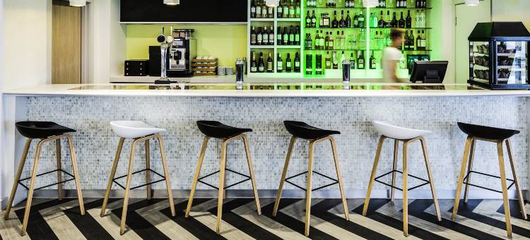 伦敦希思罗机场宜必思尚品酒店(Ibis Styles London Heathrow Airport)图片