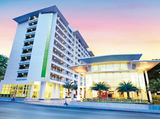 素坤逸通羅中心站酒店