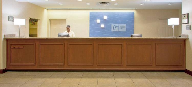 奥兰多国际机场智选假日酒店(Holiday Inn Express & Suites Orlando International Airport)图片