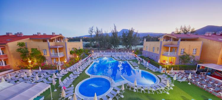 珊瑚孔波斯特拉海滩高尔夫酒店(Coral Compostela Beach Golf)图片