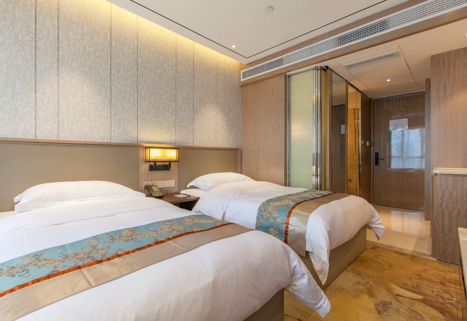 WuHan HuaYang Hotel Hotel Overview