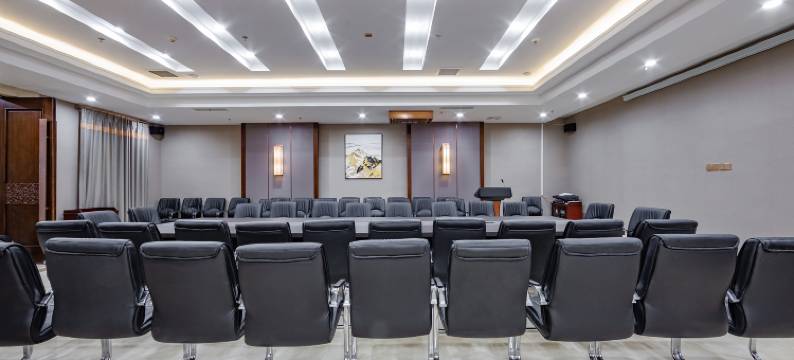 盛麟酒店(盖州客运站火车站店)图片