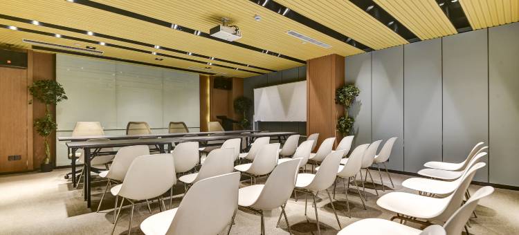 秦皇岛火车站迎宾路亚朵酒店图片