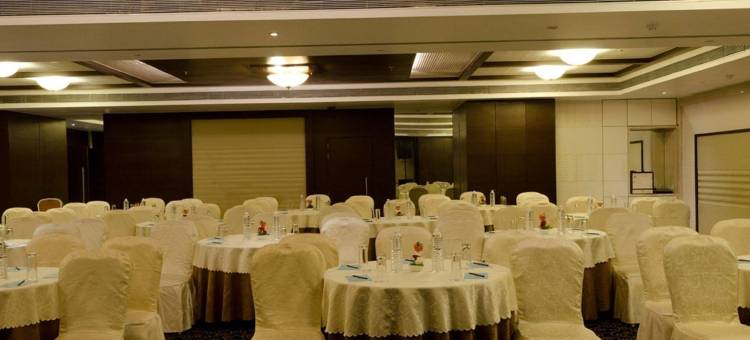 浦那瑞米格兰德spa酒店(Ramee Grand Hotel and Spa, Pune)图片