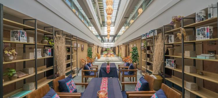 墨江秘境奇缘民族主题酒店图片