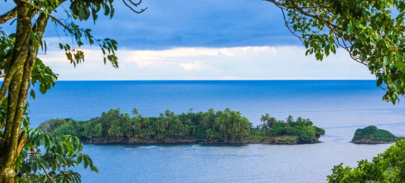红蛙海滩岛屿度假村(Red Frog Beach Island Resort)图片