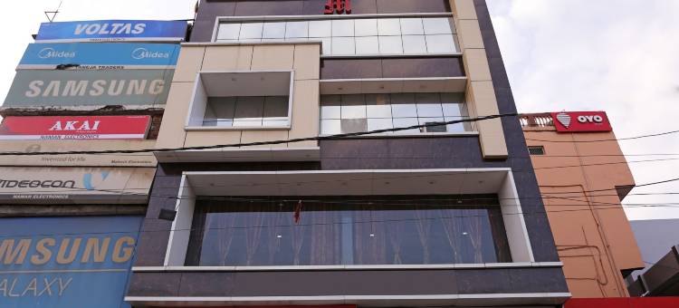 OYO 5851 米菲尔酒店(Hotel O Mehfil Hotel)图片