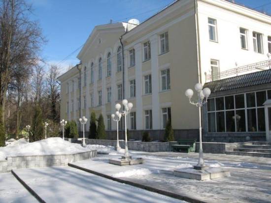 維赫尼佐夫酒店