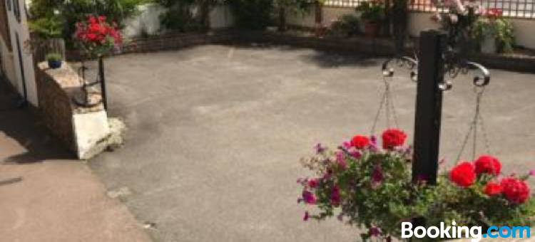 波特豪尔套房公寓(Porthole Suites)图片