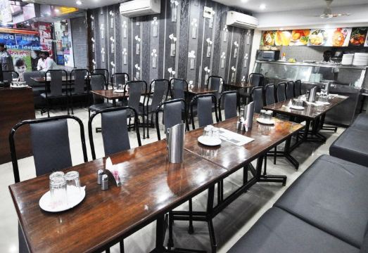 Saish Hotel Shirdi Hotel Overview