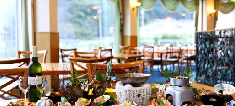 Nishiizu Crystal View Hotel图片