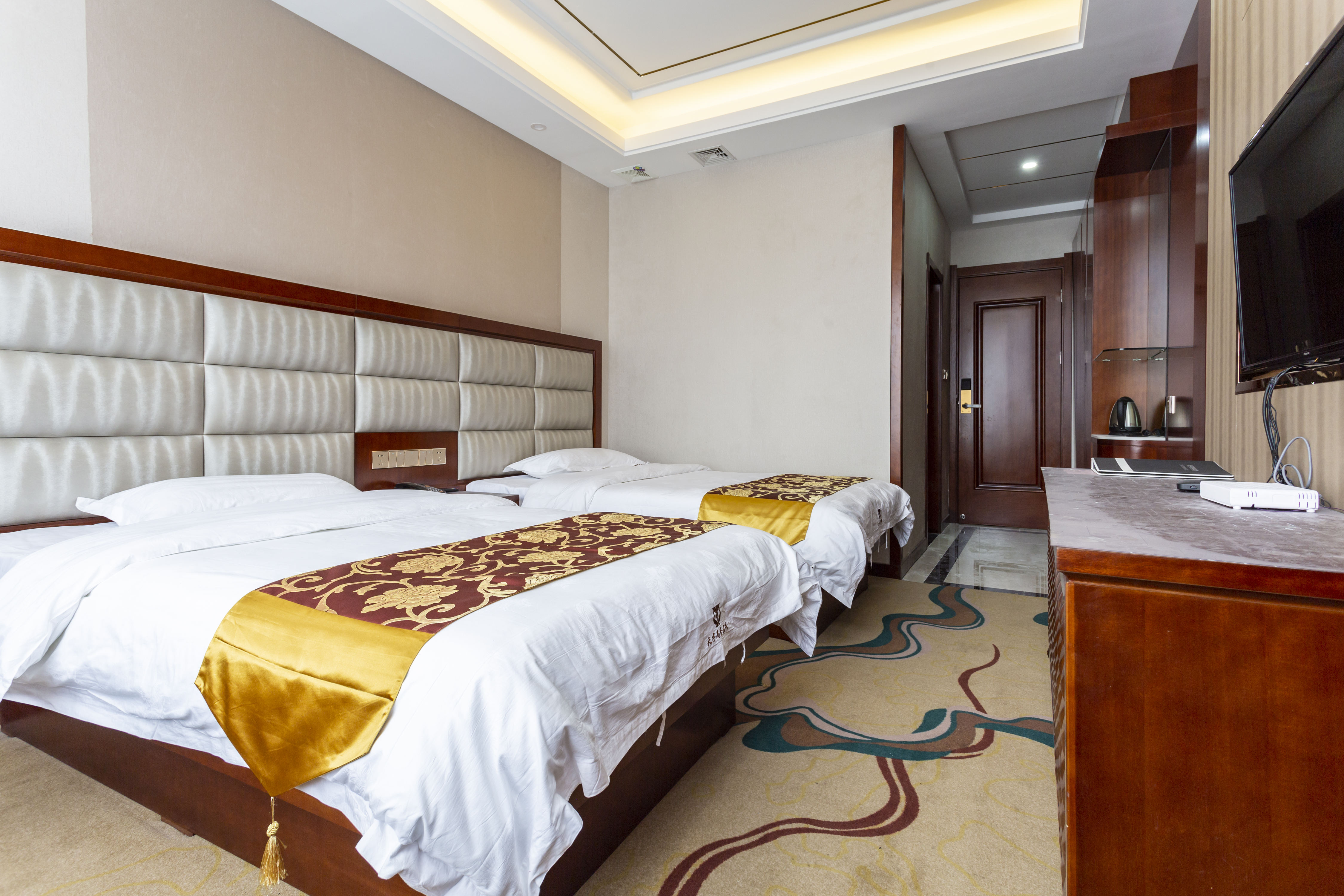 Tianyu Business Hotel Over view