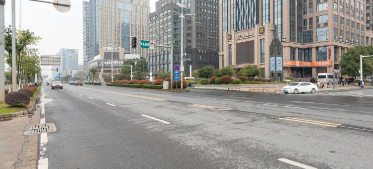 南昌米朵酒店(红谷滩万达广场店)图片