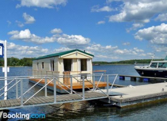 house-boat-jabel