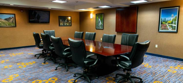 杨百翰大学贝斯特韦斯特优质酒店(Best Western Plus Provo University Inn)图片