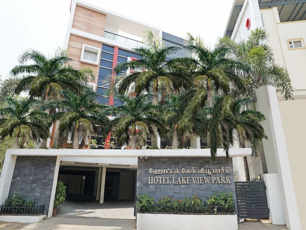Treebo Trip Lake View Park Hotel Reviews And Room Rates - 