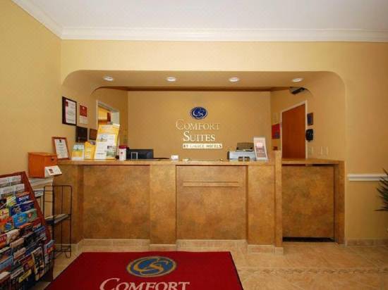 Comfort Suites Brenham Hotel Reviews And Room Rates Trip Com