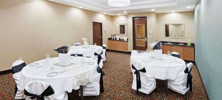 塔尔萨卡托萨拉昆塔温德姆套房酒店(La Quinta Inn & Suites by Wyndham Tulsa - Catoosa Route 66)图片