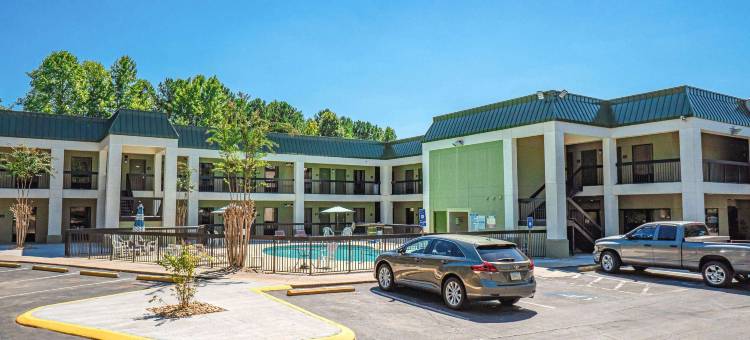 凯艺套房酒店(Quality Inn & Suites Near Six Flags - Austell)图片