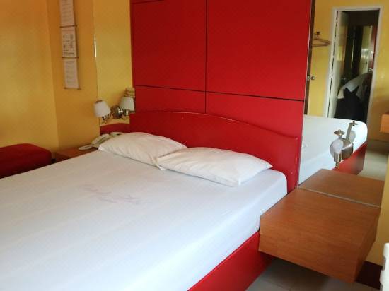 Bedbox Hotel Dagupan Hotel Reviews And Room Rates Trip Com