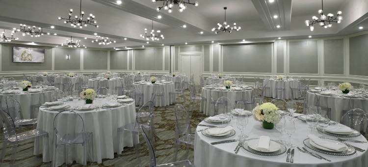 诺富特多伦多中心酒店(The Novotel Toronto Centre)图片
