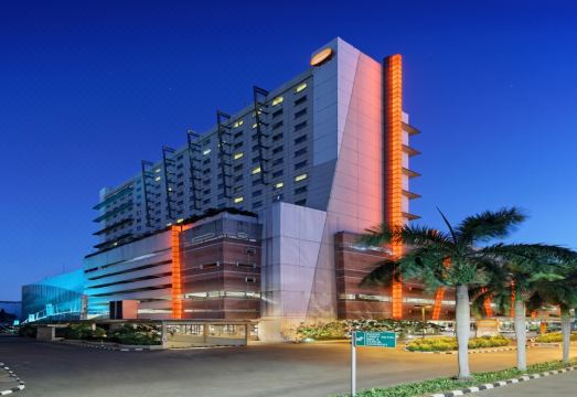 Harris Hotel and Conventions Kelapa Gading JakartaHotel Overview