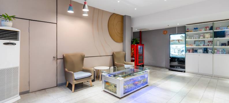 新华维酒店(青岛农业大学地铁站店)图片