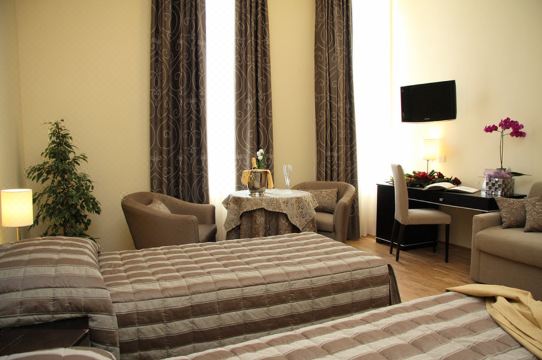 Hotel Villa CinziaHotel Overview