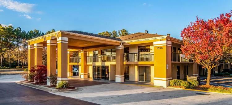 亚特兰大石山品质酒店及套房(Quality Inn Stone Mountain)图片