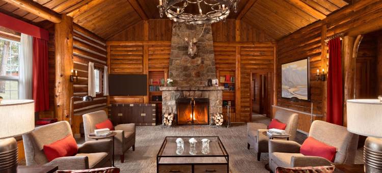 费尔蒙特贾斯珀帕克小屋(Fairmont Jasper Park Lodge)图片