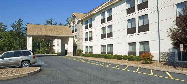 布莱克斯利波科诺贝斯特韦斯特酒店(Best Western Inn at Blakeslee-Pocono)图片