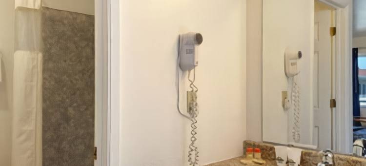 北西雅图市区戴斯酒店(Days Inn by Wyndham Seattle North of Downtown)图片