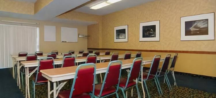 先驱者公园贝斯特韦斯特优质酒店(Best Western Plus Pioneer Park Inn)图片