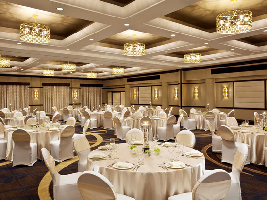 东拉瓜迪亚喜来登酒店