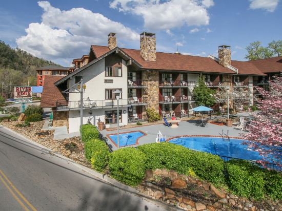 Gatlinburg Hotels Where To Stay In Trip River Edge Motor Lodge