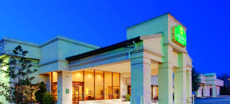 温德姆华美达-费尔菲尔德-NJ(Ramada by Wyndham Fairfield NJ)图片