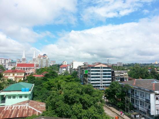 格蘭德桂冠酒店