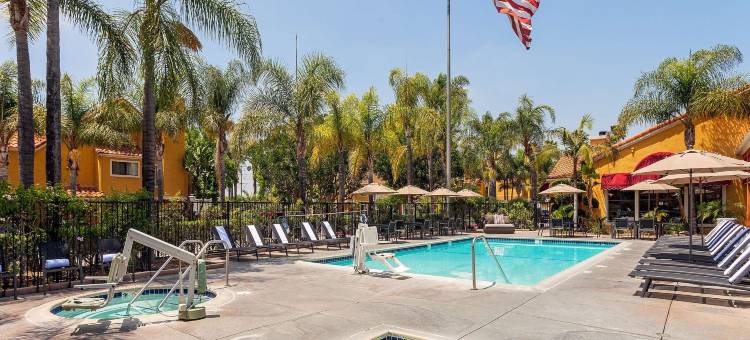 阿纳海姆克莱门汀套房酒店(Clementine Hotel & Suites Anaheim)图片