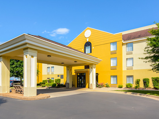 伍德斯托克仙纳度舒适酒店