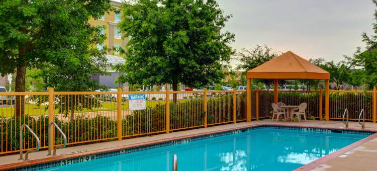 卡温顿-曼德维尔舒适套房酒店(Comfort Inn & Suites Covington - Mandeville)图片