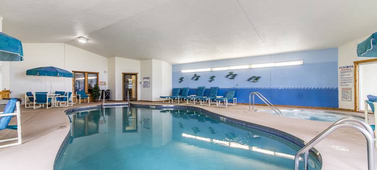 托玛凯隆波因特酒店(Clarion Pointe Tomah)图片