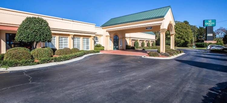 列治文山-萨凡纳I-95品质酒店(Quality Inn Richmond Hill - Savannah I-95)图片