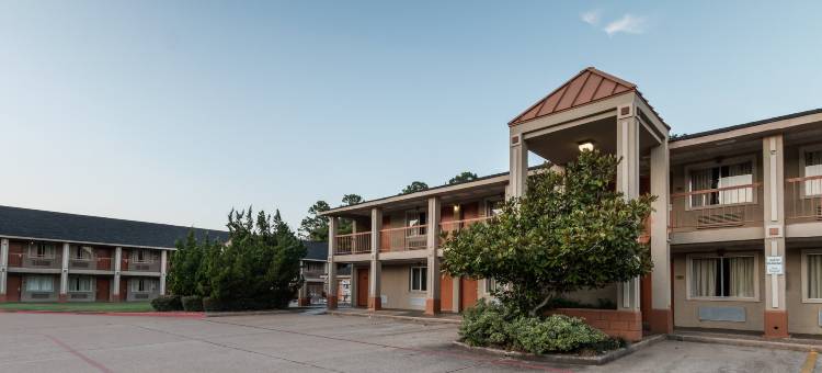 拉夫金凯艺套房酒店(Quality Inn & Suites Lufkin)图片