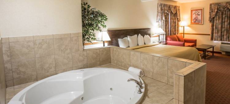 品质酒店黑山-阿什维尔东(Quality Inn Black Mountain-Asheville East)图片