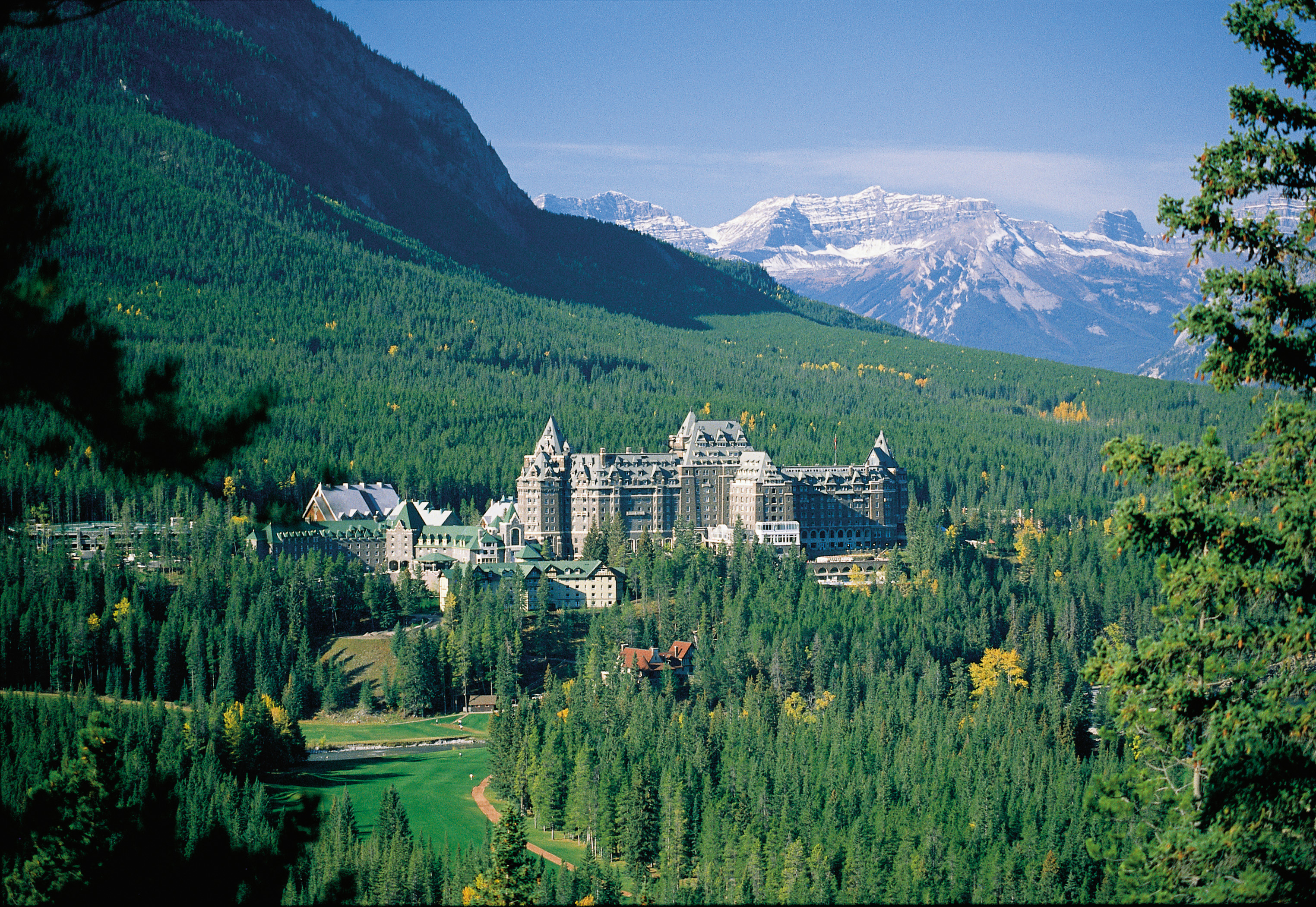 Fairmont Banff Springs Over view