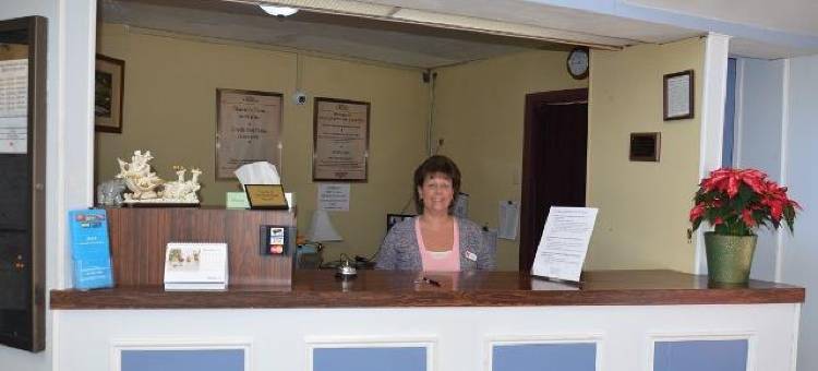 埃本斯伯格红地毯套房酒店(Red Carpet Inn and Suites Ebensburg)图片