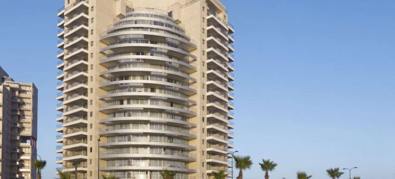 涅坦亚温德姆华美达套房酒店(Ramada Hotel & Suites by Wyndham Netanya)图片