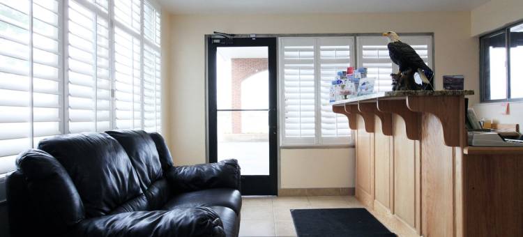 巴拉德罗斯福美洲最佳价值酒店(Americas Best Value Inn Roosevelt Ballard)图片